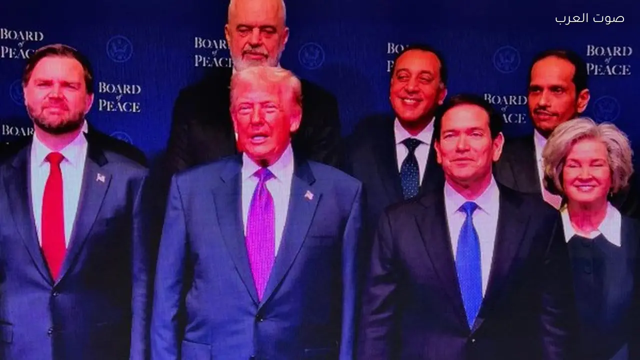 رئيس الوزراء يعود إلى القاهرة بعد اجتماع “مجلس السلام” في واشنطن