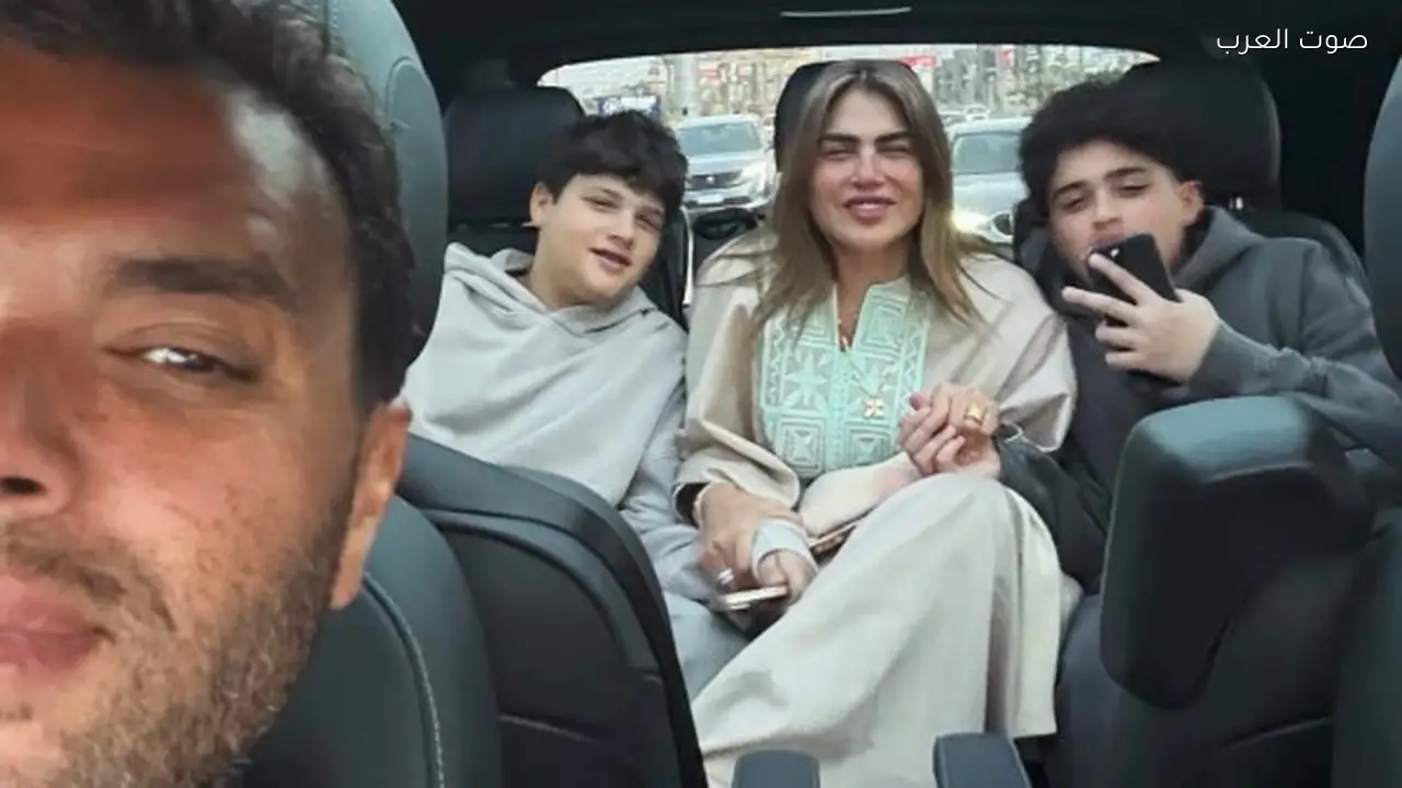 رامي صبري يظهر برفقة أسرته في أحدث مناسبة