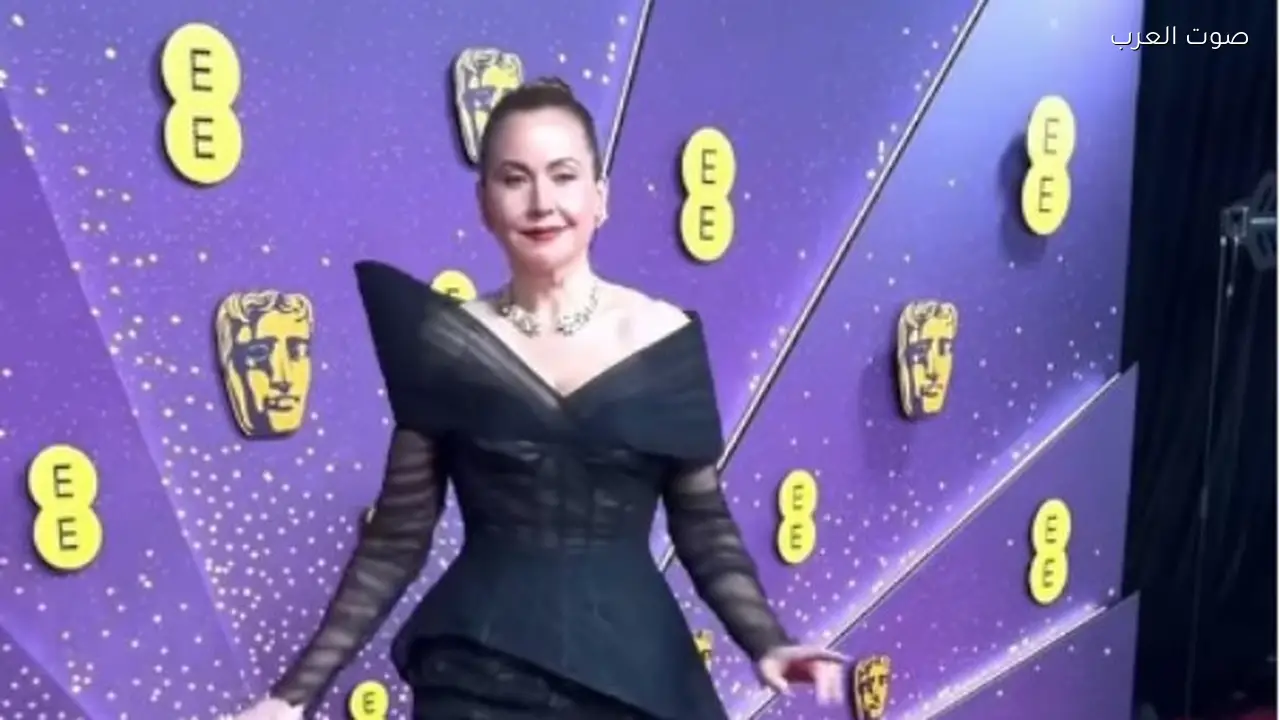 ريّا أبي راشد تتألق في حفل جوائز البافتا 2026