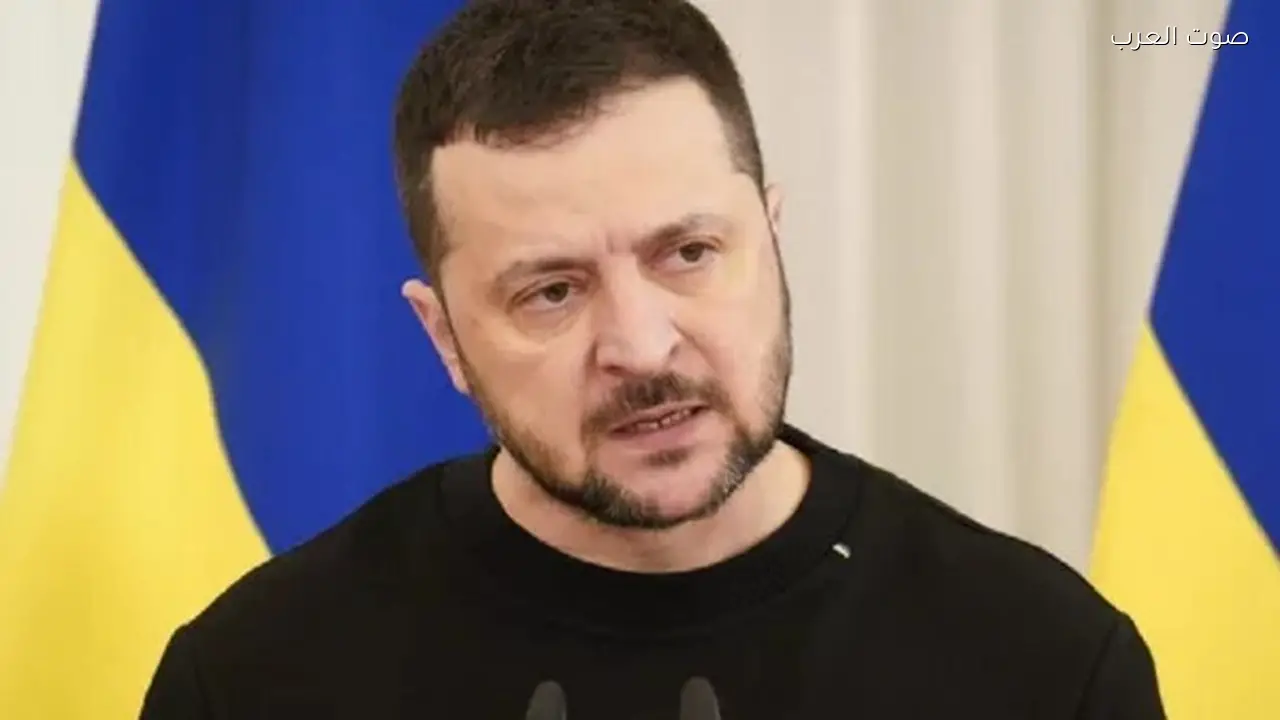 زيلينسكي يطالب بضمانات أمنية لمدة 20 عاماً ويرفض الانسحاب من دونباس