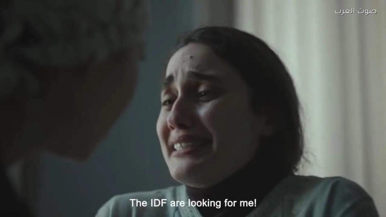 سارة يوسف تكشف هويتها لمنة شلبي في الحلقة الثالثة من «صحاب الأرض»