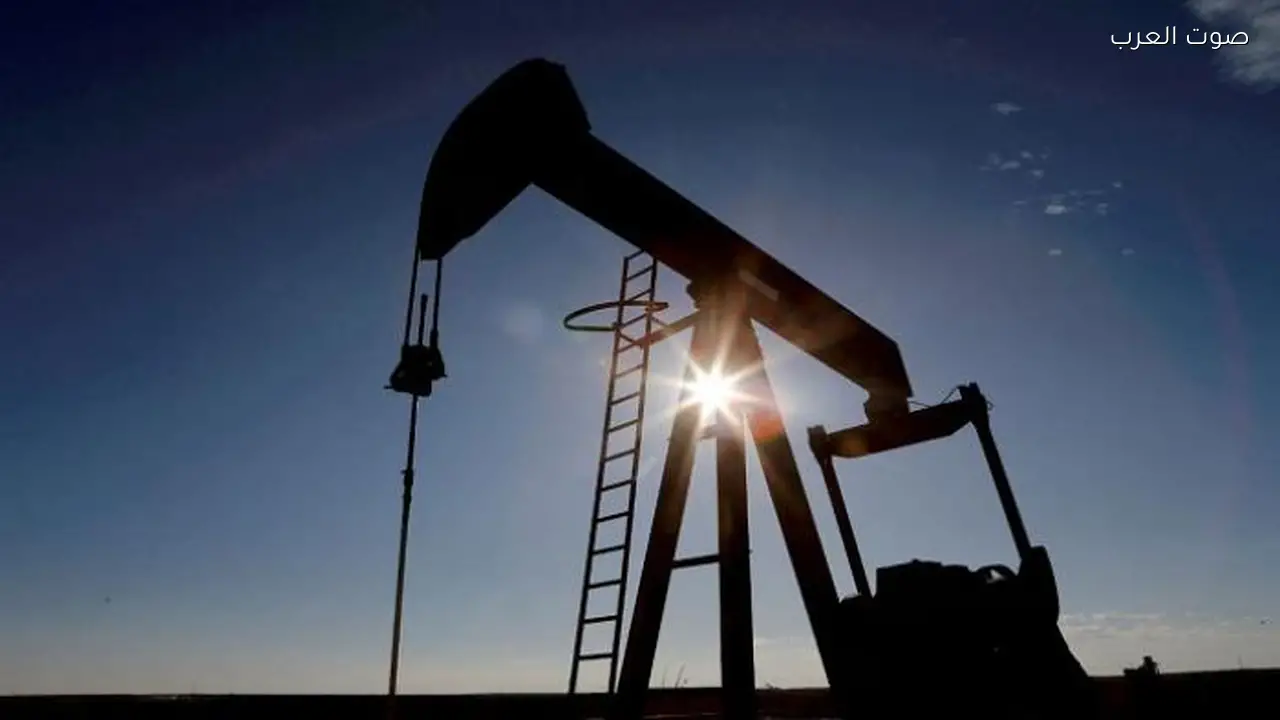 سعر النفط اليوم: ارتفاع برنت دولاراً مع انتظار نتائج محادثات أمريكا وإيران