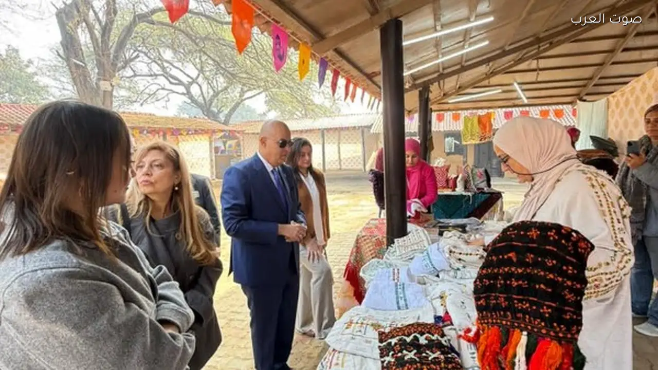 صندوق دعم الصناعات الريفية يمثل مصر في معرض الحرف اليدوية بالهند