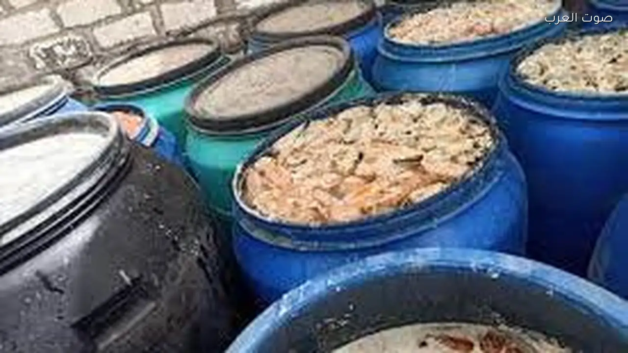 ضبط 3 أطنان من المخللات غير الصالحة للاستهلاك في الغربية