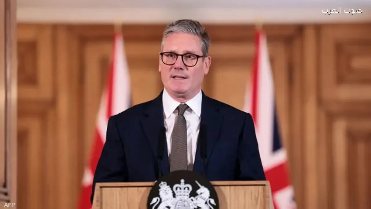 ضغوط في بريطانيا تطالب باستقالة رئيس الوزراء بعد فضيحة ماندلسون