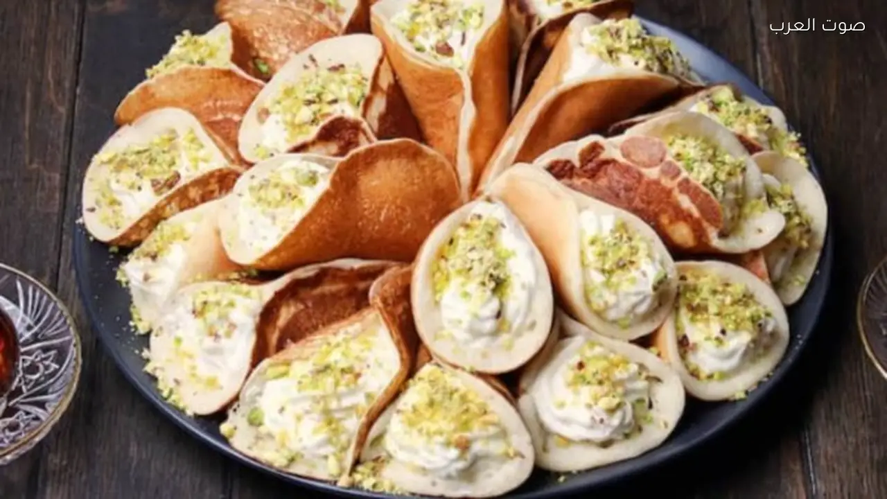 طريقة تحضير القطايف بالقشطة المقرمشة والحشوة الكريمية