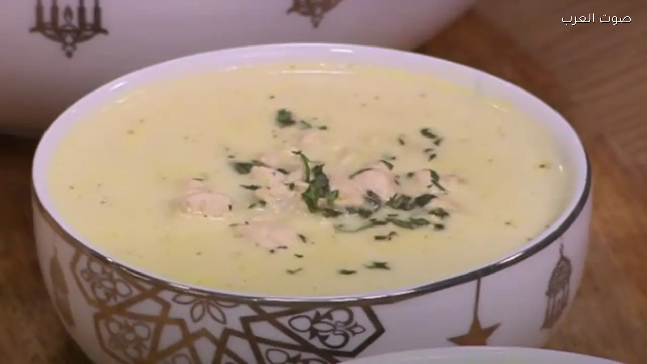 طريقة تحضير شوربة دجاج بالكريمة والنعناع للإفطار