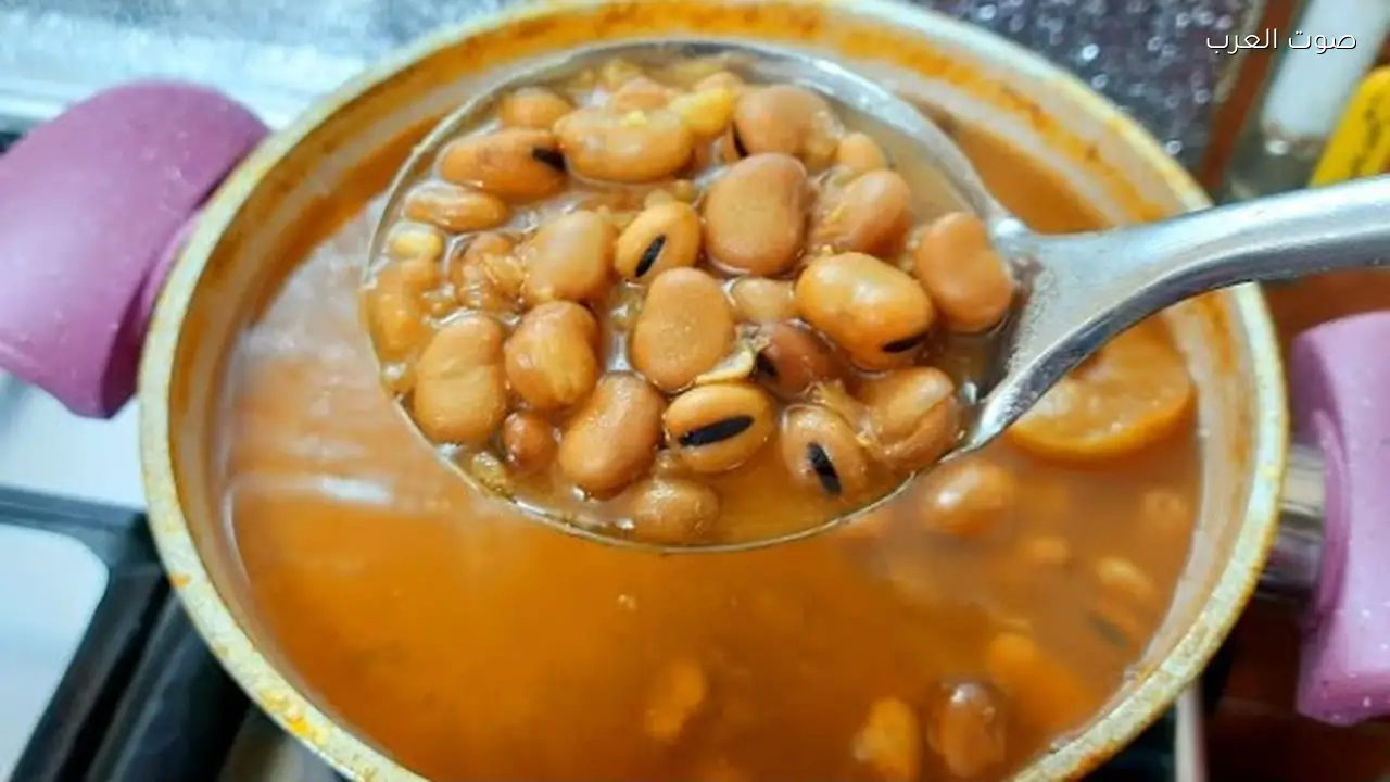 طريقة سهلة لتدميس الفول في المنزل قبل رمضان