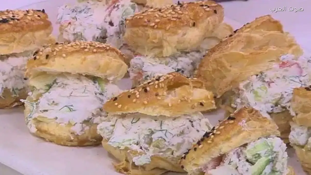 طريقة سهلة لعمل باف بيستري محشي كوجبة خفيفة
