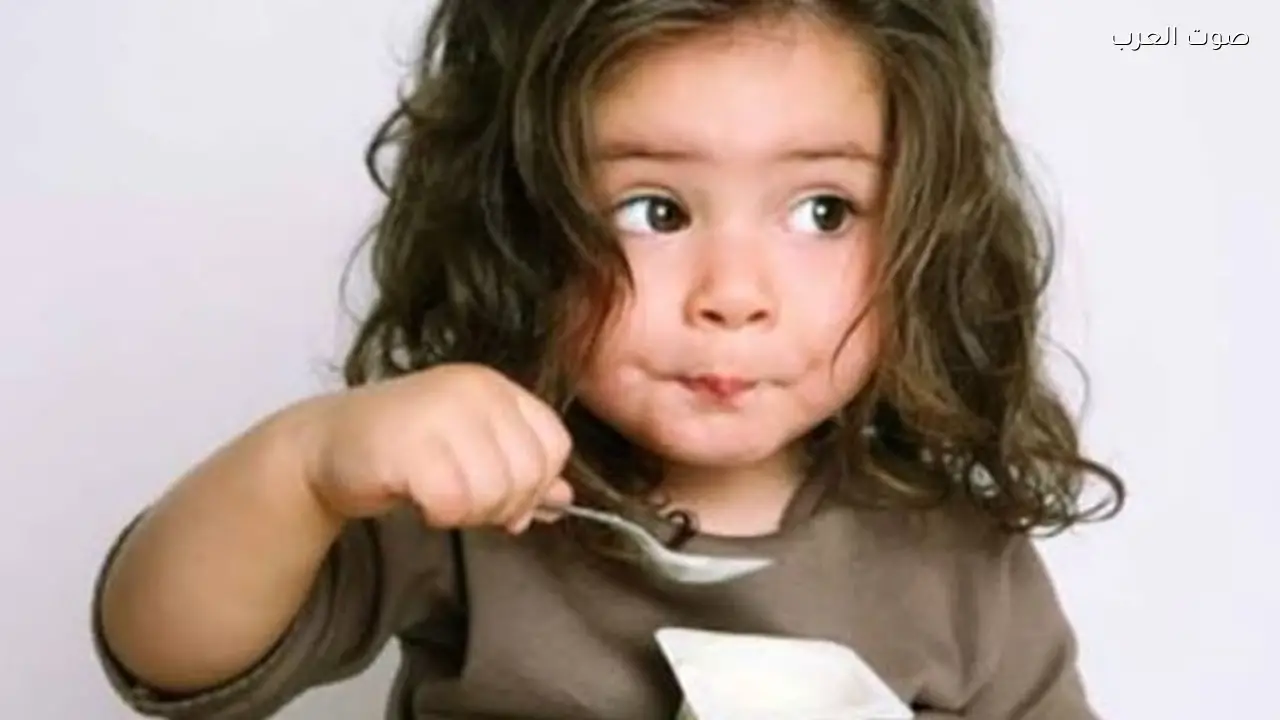 فوائد الزبادي للأطفال وموعد تقديمه لهم