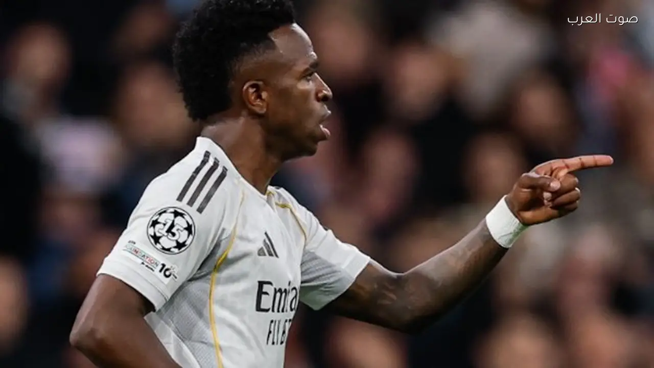 فينيسيوس: تطور مستواي مع أربيلوا وأنشيلوتي في البرازيل