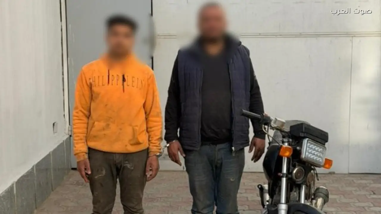لص يسرق دراجة نارية ويسقط في الشرقية