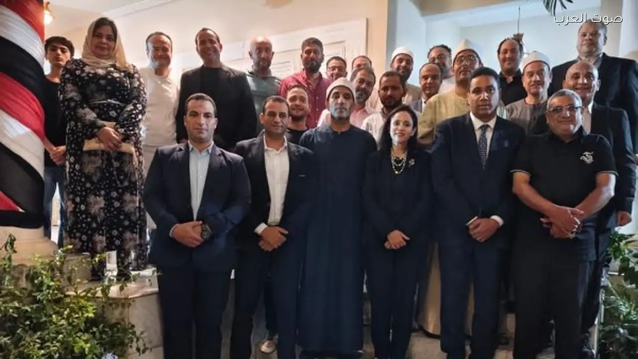 لقاء مع الجالية المصرية في الكاميرون لحل المعوقات