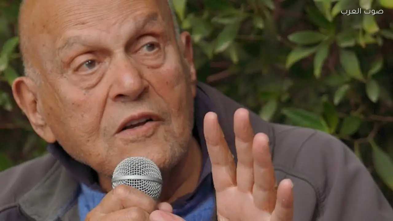 مجدي يعقوب يوجه فريقه لاستعادة روح العمل بمركز قلب أسوان