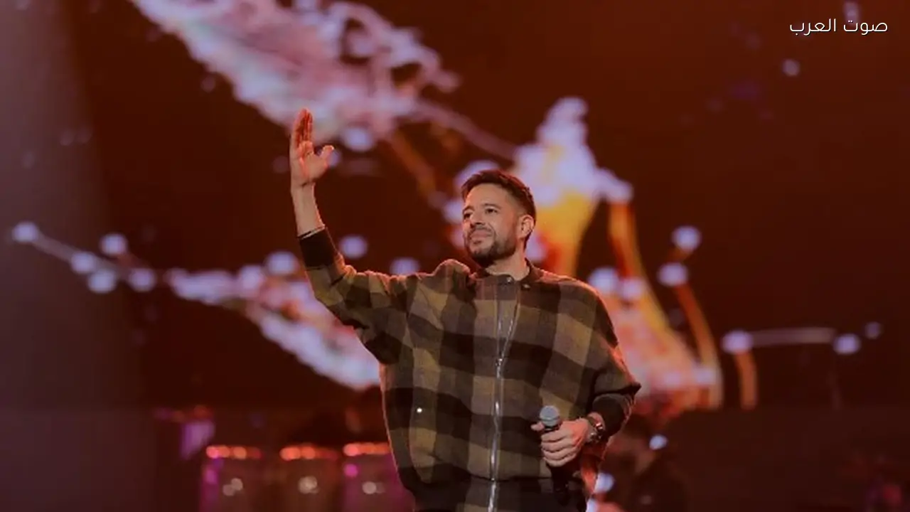 محمد حماقي يوجه رسائل مؤثرة للجمهور في حفل موسم الرياض