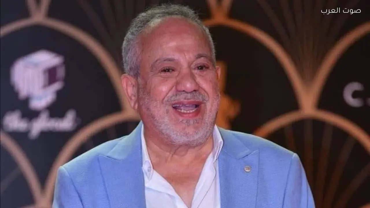 محمد محمود ينعي والد مي عمر ويدعو له بالرحمة