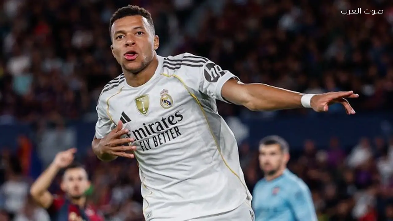 مدرب ريال مدريد يثني على مبابي مثل رونالدو