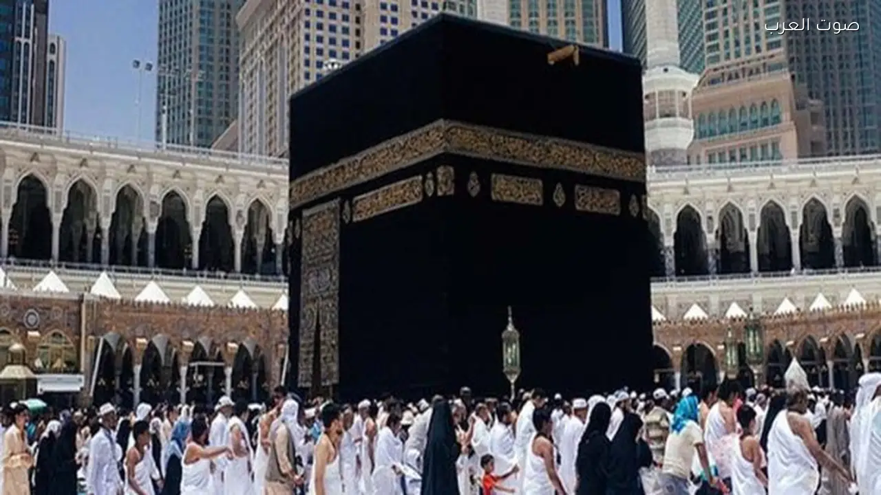 مديرة شركة سياحية تواجه تهمة النصب على المعتمرين