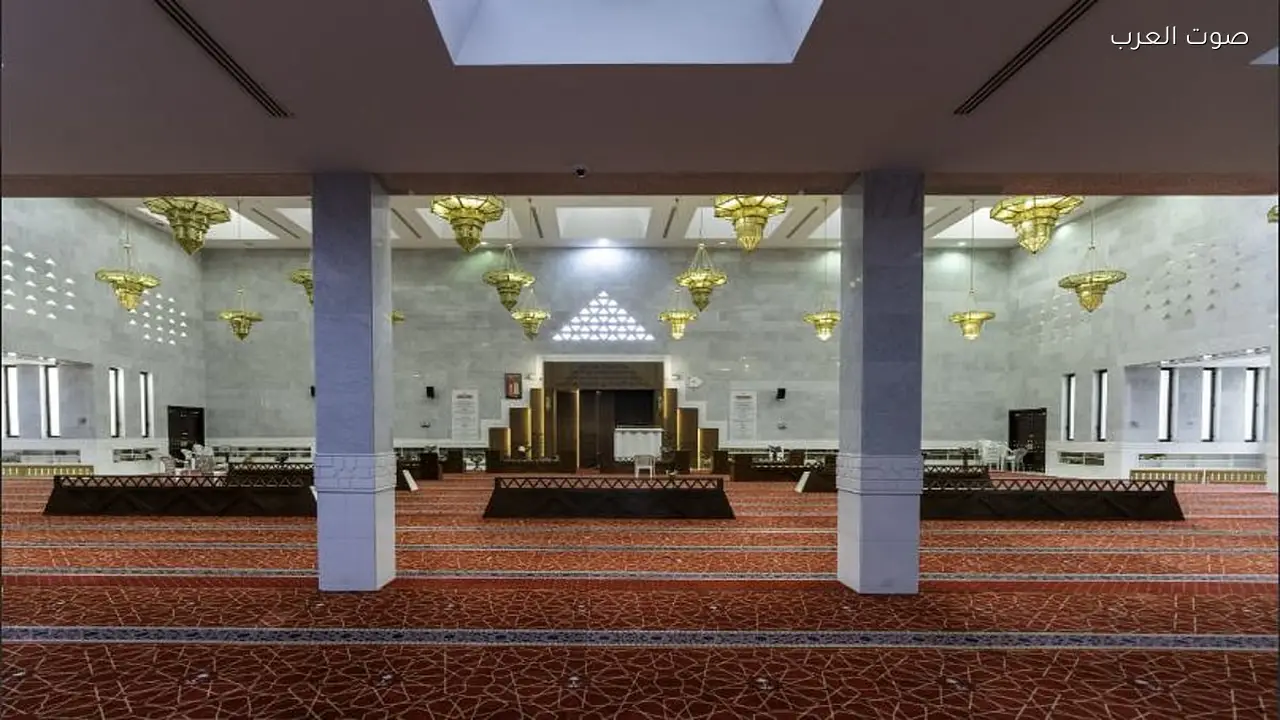 مسجد الملك فهد بالملز يتسع لـ 2000 مصلٍ بتصميم محلي متميز