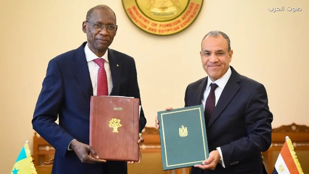 مصر والسنغال تبحثان تعزيز التنمية والاستقرار في أفريقيا