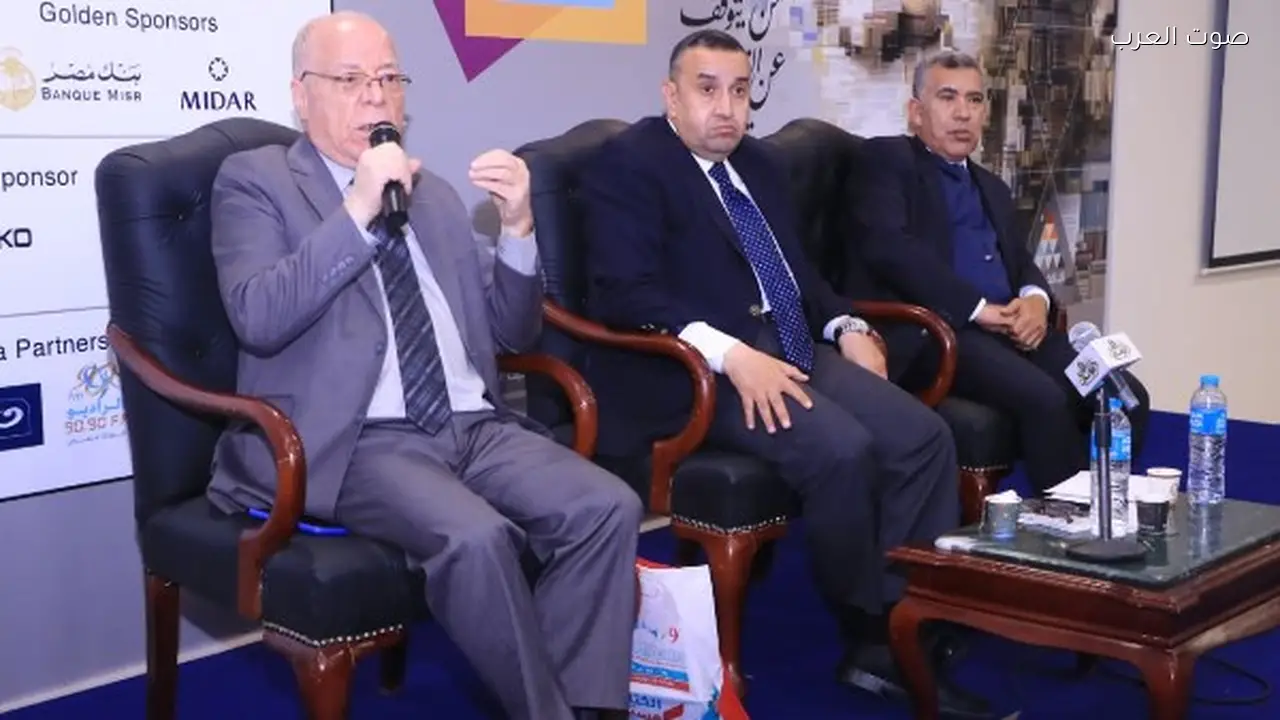 معرض الكتاب يستعرض سيرة الفكر العربي في “محمد وهؤلاء” لعبد المعطي حجازي