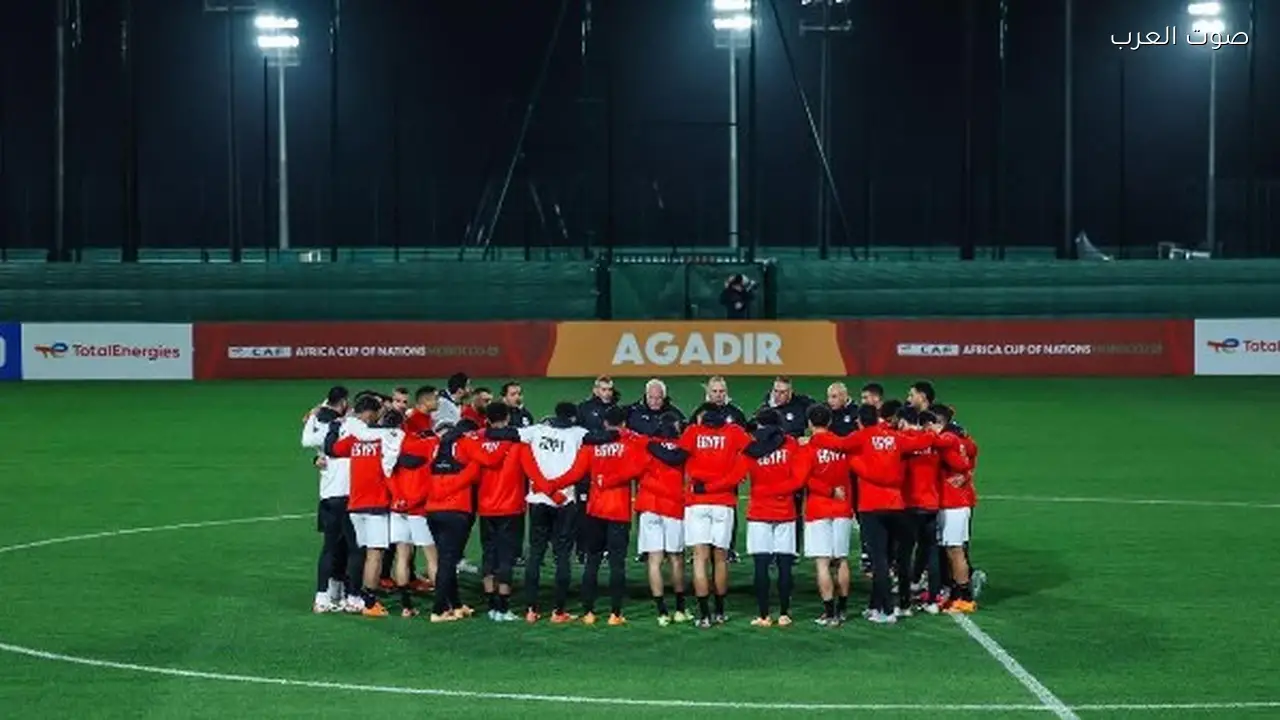 معسكر منتخب مصر قبل كأس العالم مهدد بالتأجيل بسبب الأفريقية