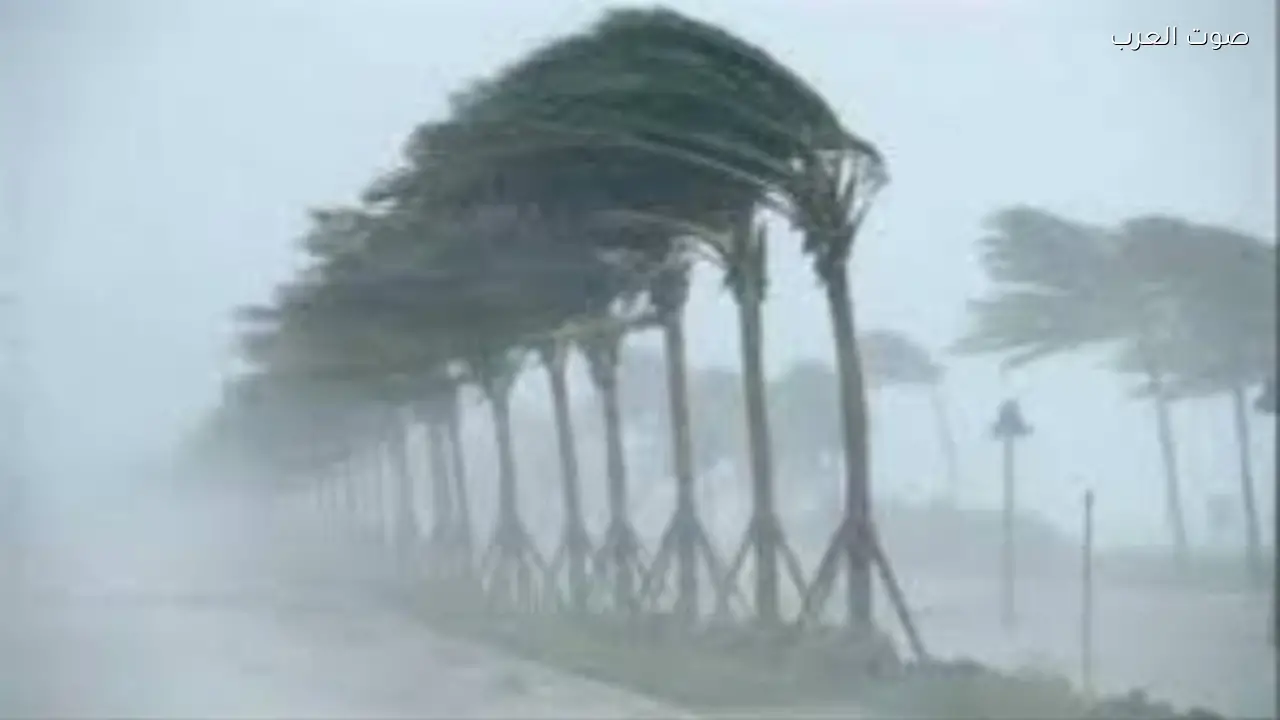 منخفض جوي قوي يؤثر على فرنسا الأربعاء والخميس