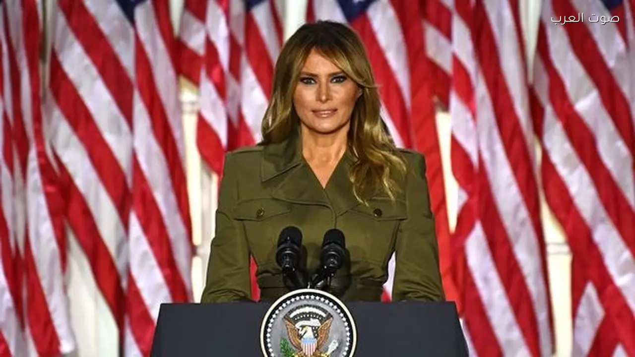 ميلانيا ترامب تمنح وسام الشرف لمُحارب أمريكي يبلغ 100 عام