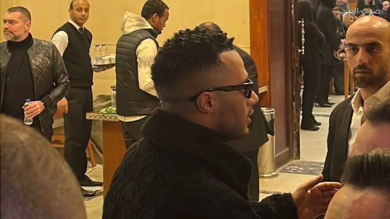 نجوم الفن يتقدمون بالعزاء في شقيق زينة