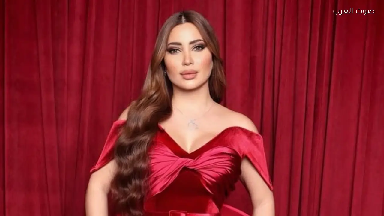 نسرين طافش تتألق بالأحمر في عيد الحب