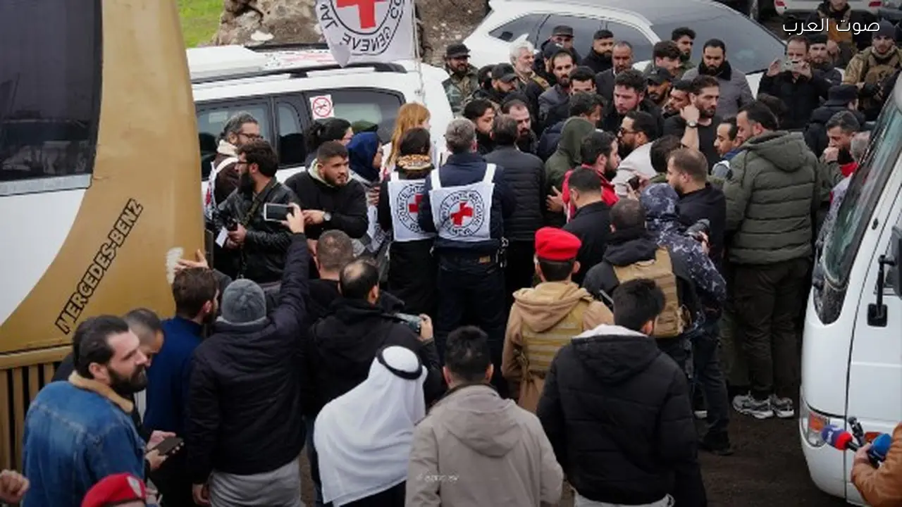 نقل 61 موقوفاً من السويداء إلى حاجز المتونة في سوريا