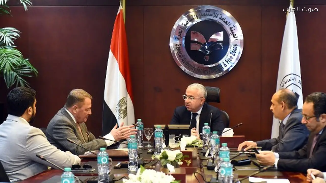 هيئة الاستثمار وجارديان جلاس تناقشان خطط التوسع في مصر