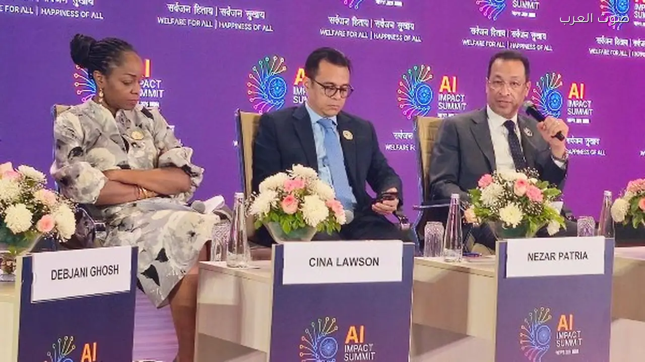 وزير الاتصالات يحدد 3 ركائز لتعزيز الذكاء الاصطناعي في مصر