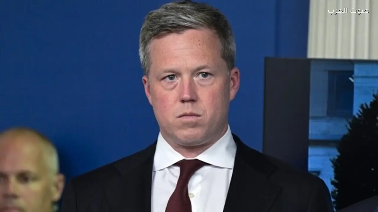 وزير الجيش الأمريكي وقائد قوات الحلفاء في أوروبا يشاركون في محادثات جنيف