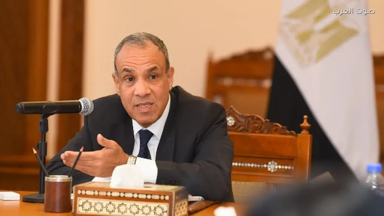 وزير الخارجية يبحث تطورات غزة مع نظيره السعودي في الرياض