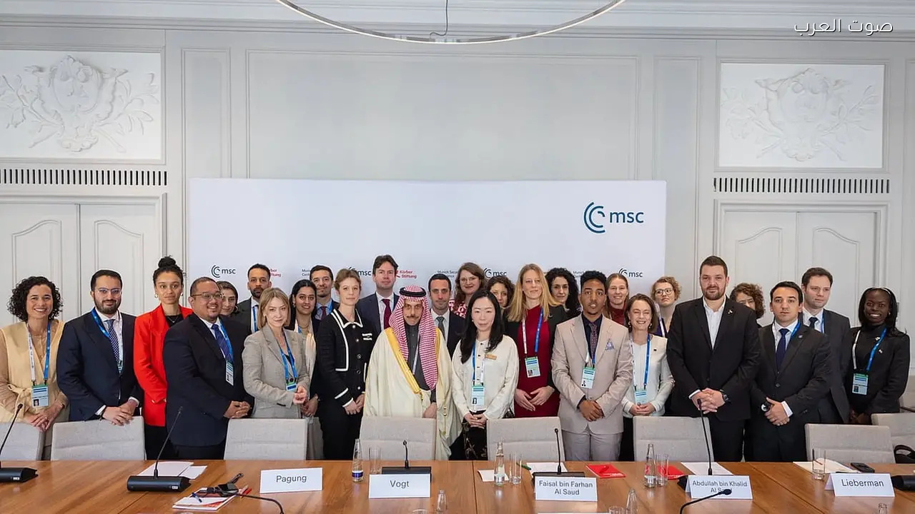 وزير الخارجية يشارك في حوار مع قادة شباب ميونخ