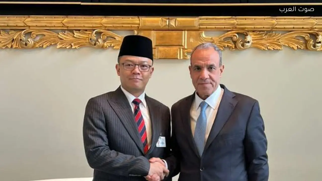 وزير الخارجية يناقش تعزيز الشراكة مع نظيره الإندونيسي حول غزة