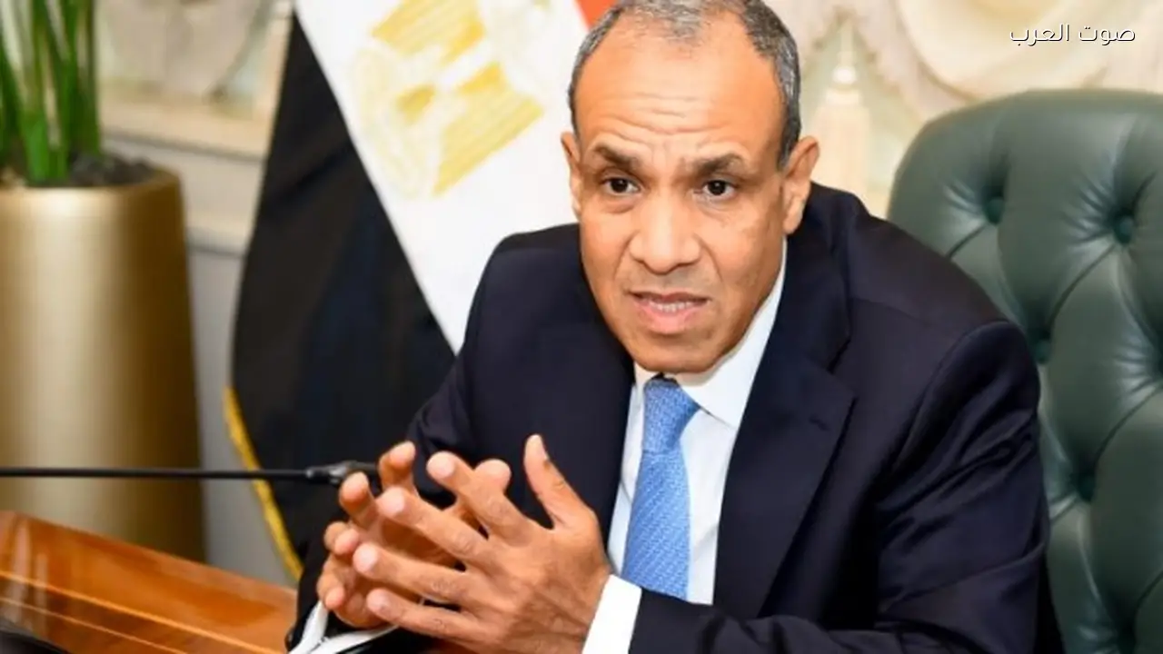 وزير الخارجية يناقش مع نظيرته الليبيرية تعزيز التجارة ومكافحة الإرهاب