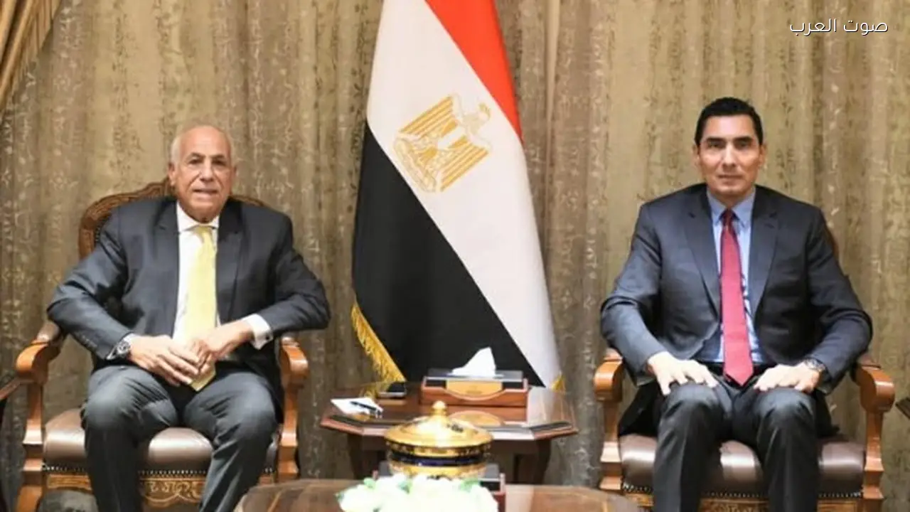 وزير الرياضة يطلب مهلة لدراسة ملفات الزمالك الثلاثة