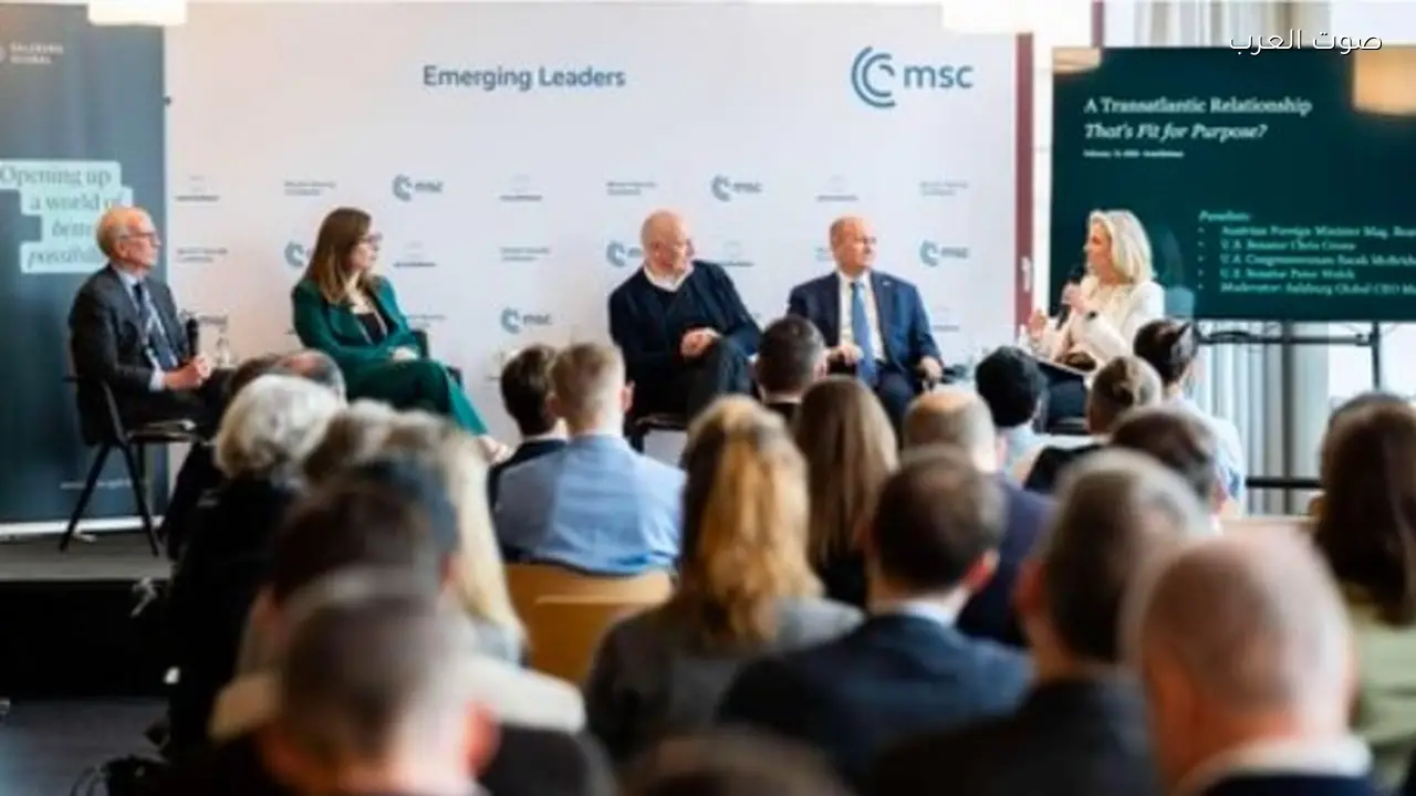 وزيرة خارجية النمسا تدعو لحل دائم لإنهاء الحرب في أوكرانيا