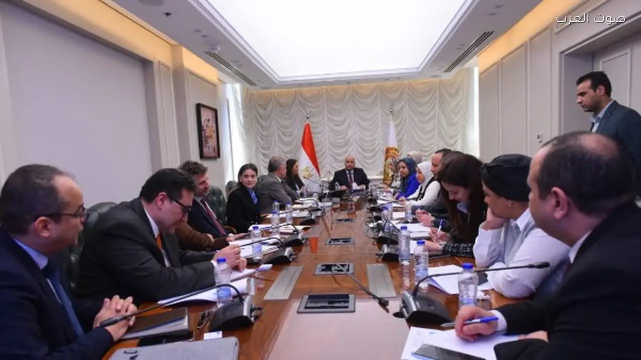 وضع إطار زمني لمشروع دعم الشباب المصري الماهر