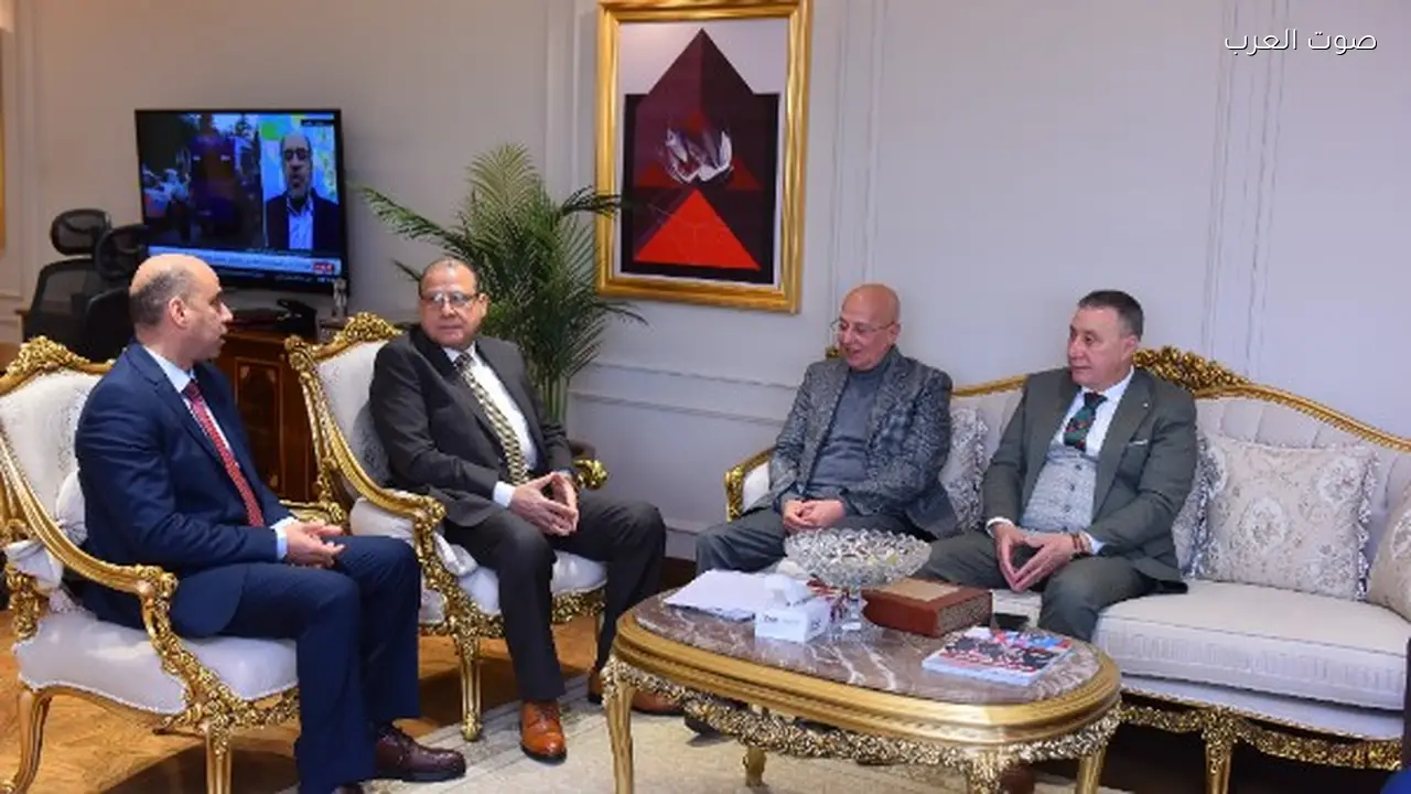 وفد عمالي يناقش تطوير سوق العمل والحماية الاجتماعية